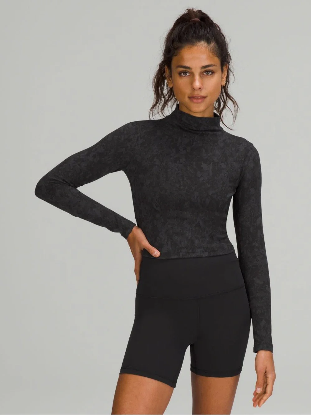 Lululemon Nulu Mock Neck Long Sleeve in Black with Dark Gray Marble Pattern